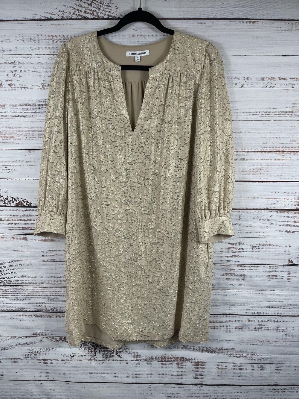 Elizabeth And James Dress 4 Size Small Jacquard V Neck Shift 3/4 Sleeve Short